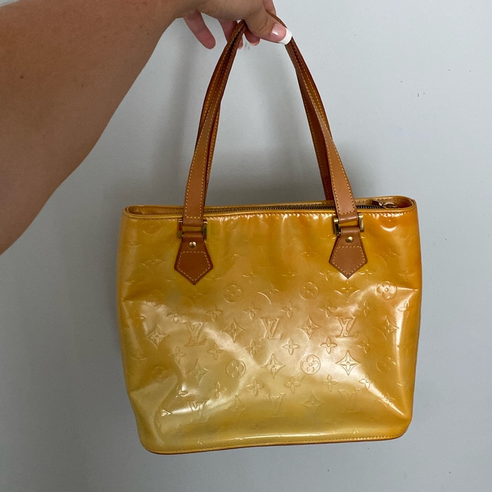 Authentic LV Vernis Zip Tote